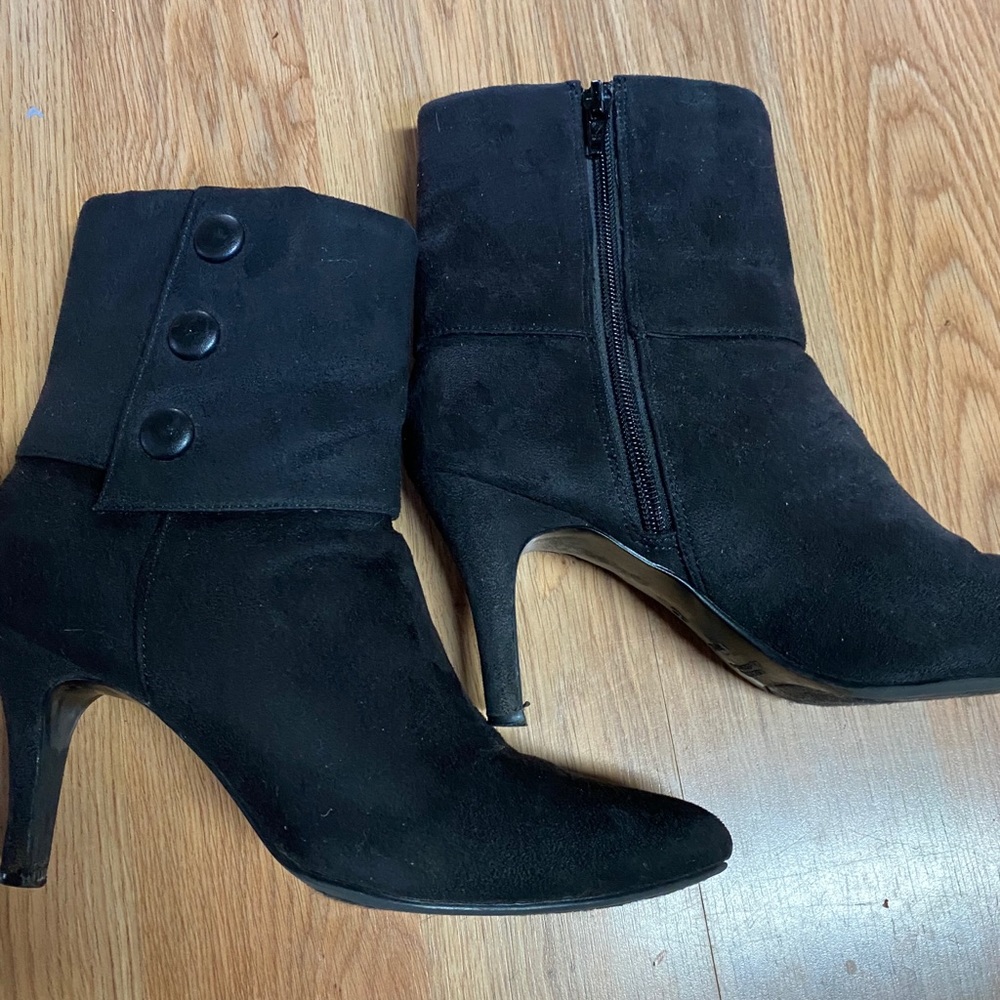 Women’s boots